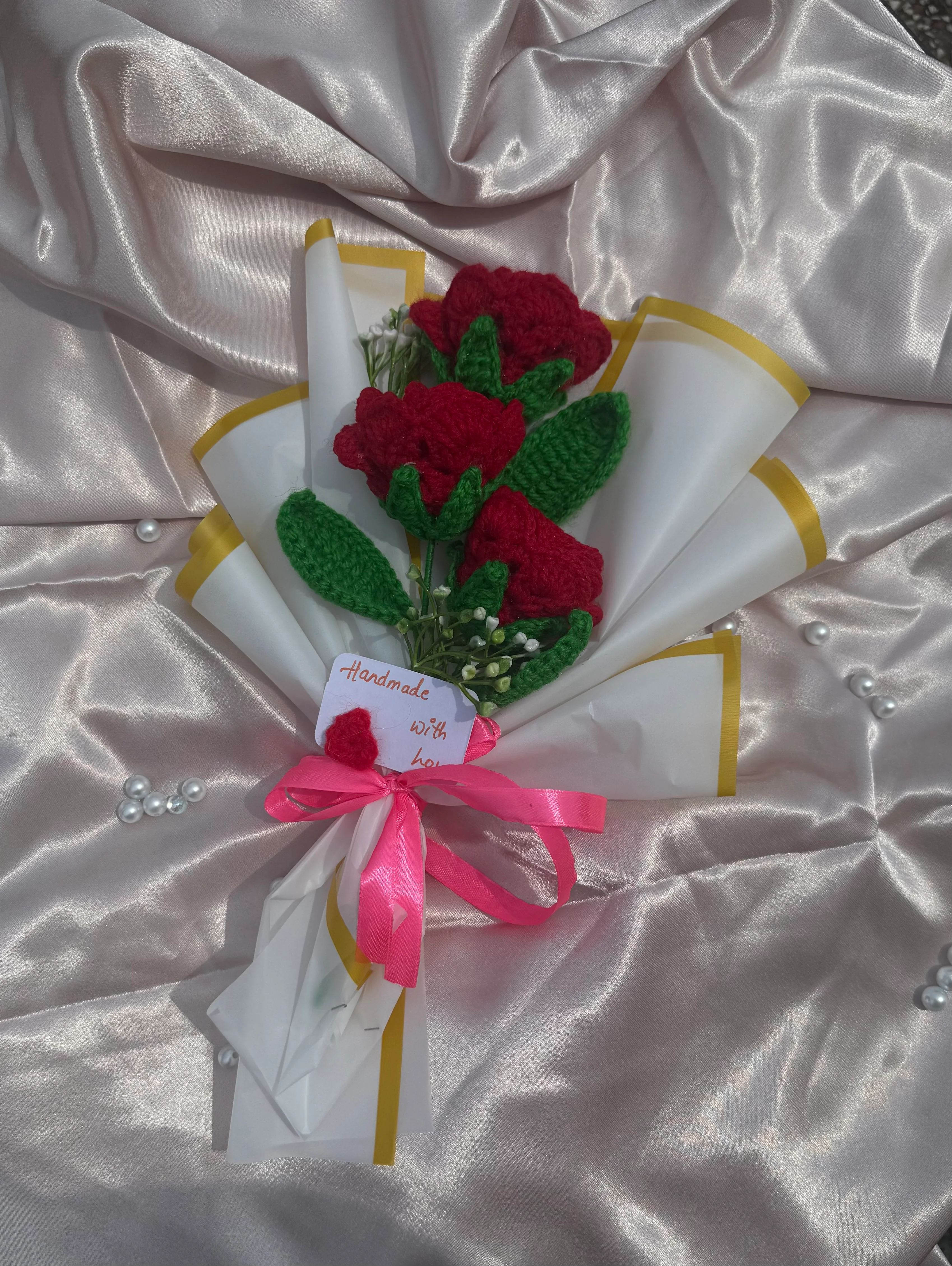 3 roses bouquet - Image 3