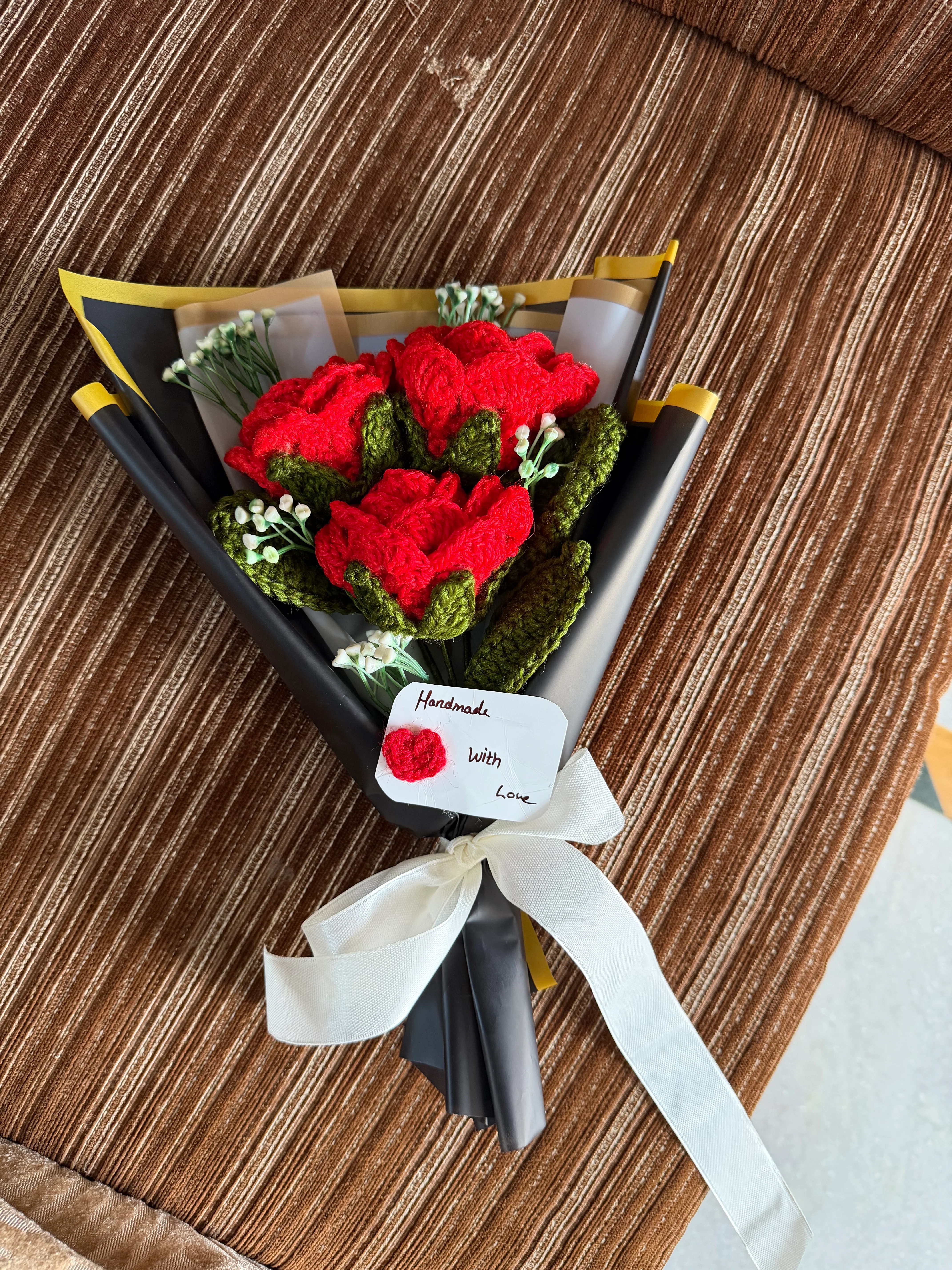 Red Romance - Image 3